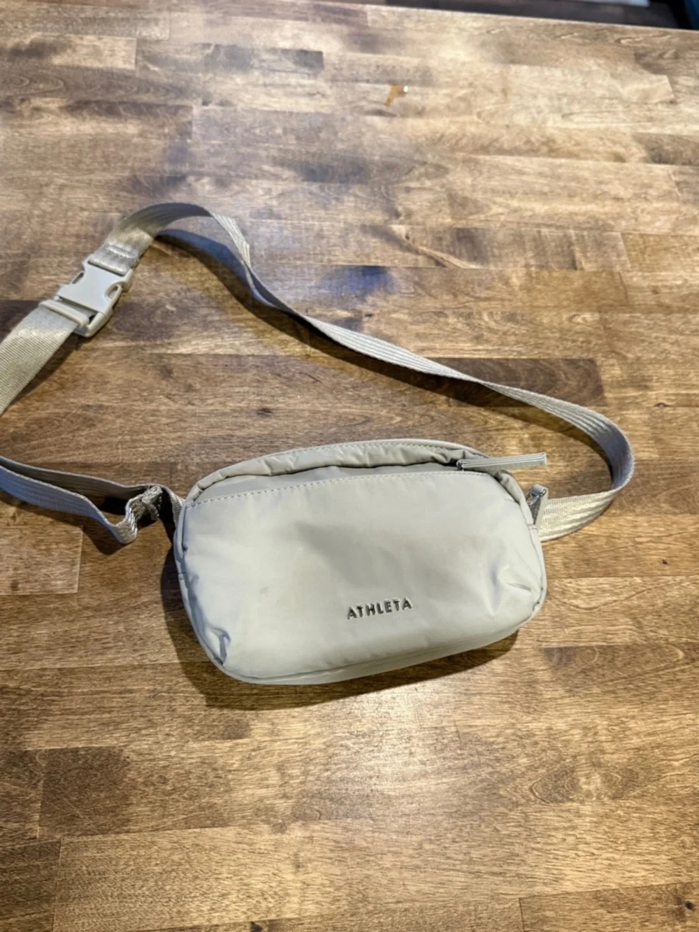 Athleta Beige Crossbody Belt Bag